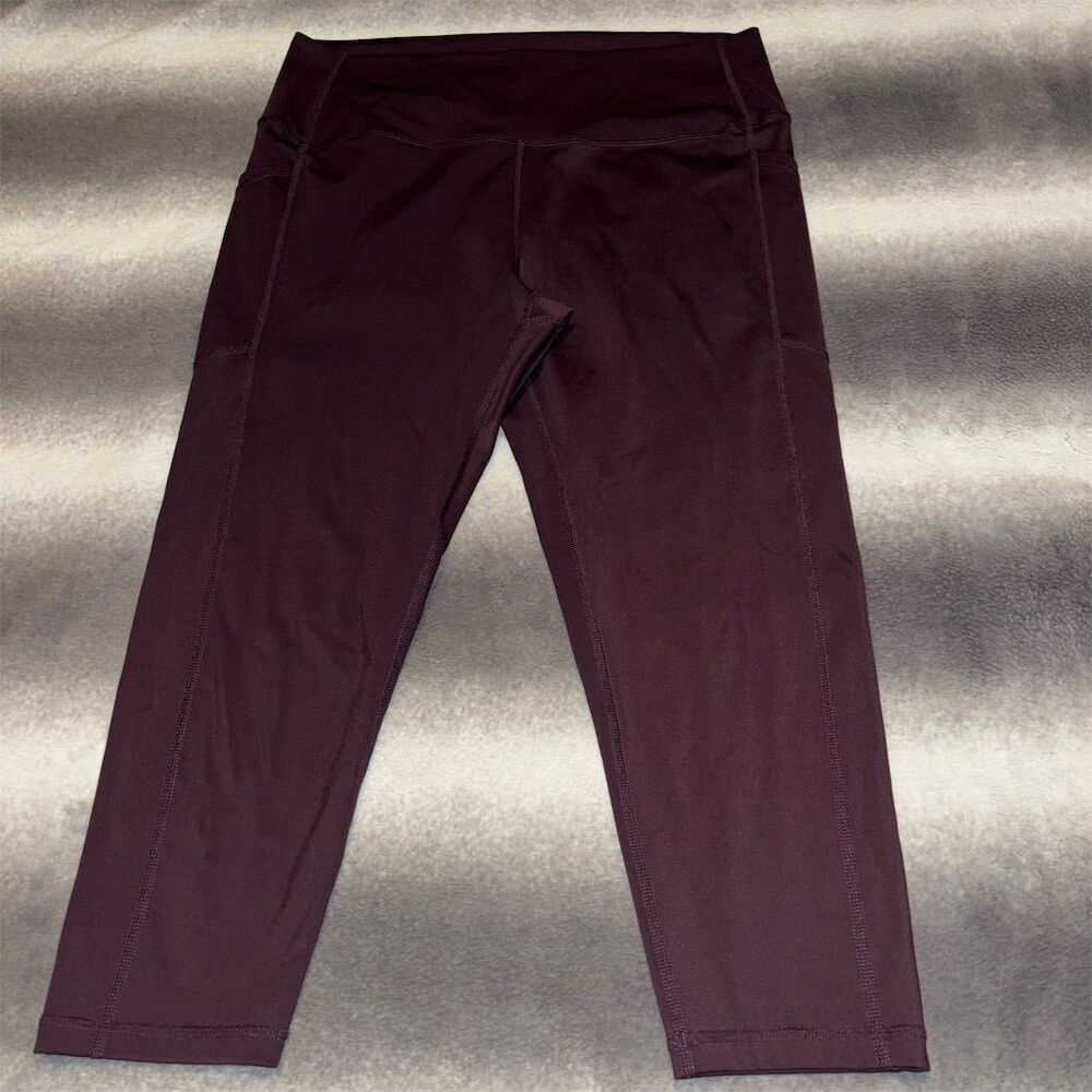 ZYIA Women's Brilliant Hi-Rise Crop Capri Leggings Purple Plum Activewear - Picture 7 of 12